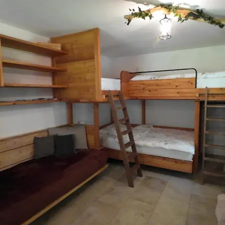 Zirbenzapfen In Den Seetaler Alpen Lejlighed Judenburg